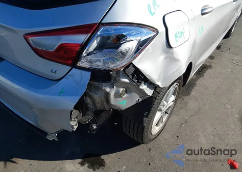 2018 Chevrolet Cruze Lt Auto z USA, uszkodzony, nr VIN 3G1BE6SM1JS610845